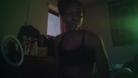 Snapshot of malissabanks chatting on December 2024 09:20:02 PM Beauty IS Her Name BABY online show from December 2024 09:20:02 PM