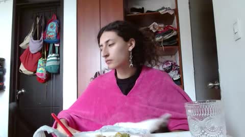 Malita online show from November 2025 06:52:01 PM