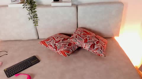 Malka online show from February 2025 03:01:01 AM