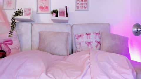 Malka online show from October 2025 08:07:01 PM