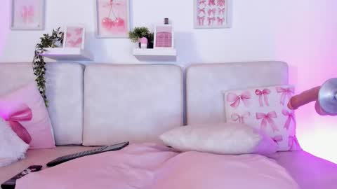 Malka online show from October 2025 08:20:01 PM