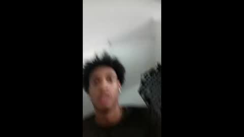 Snapshot of malkongarcia chatting on December 2025 07:21:01 PM malkongarcia online show from December 2025 07:21:01 PM