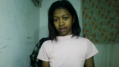 Snapshot of malluna4 chatting on June 2026 01:30:01 AM Malluna online show from June 2026 01:30:01 AM