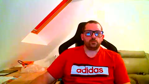 breton online show from December 2024 08:20:02 PM