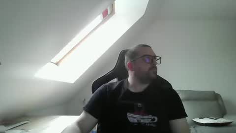 breton online show from January 2025 12:37:01 PM