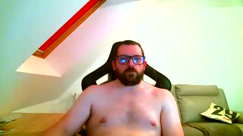 breton online show from February 2025 11:04:01 PM