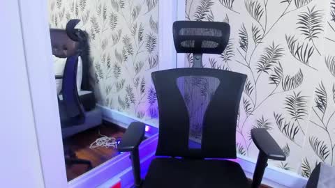 Milu online show from May 2026 03:46:02 AM