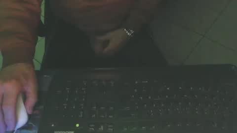 Snapshot of maly246 chatting on January 2026 08:14:02 PM maly246 online show from January 2026 08:14:02 PM