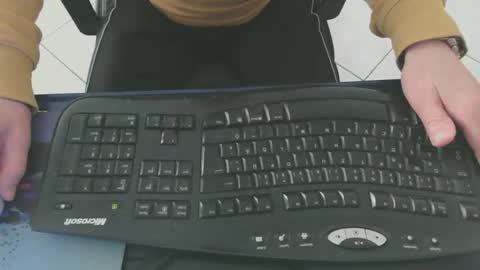 Snapshot of maly246 chatting on February 2026 10:33:02 AM maly246 online show from February 2026 10:33:02 AM