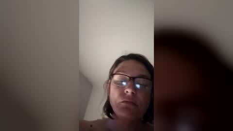 mamabear2727 online show from June 2026 01:29:01 AM
