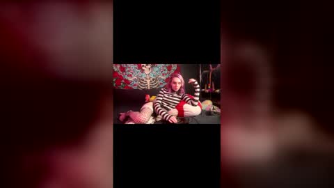 MamaShroomz online show from March 2026 06:21:01 PM