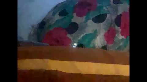 Snapshot of mamoubz chatting on October 2025 03:27:02 AM Clone online show from October 2025 03:27:02 AM