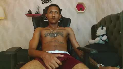 man_sant11 online show from September 2025 05:07:02 PM