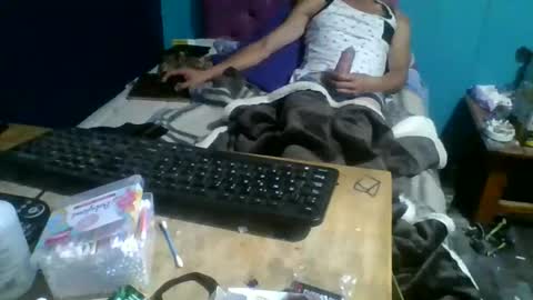 man_uel76 online show from January 2026 07:11:01 PM