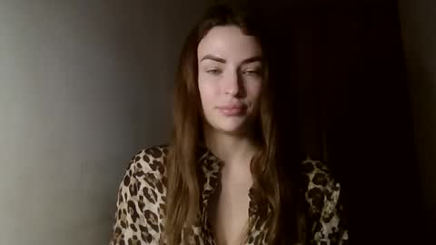 MandiBrooks online show from November 2025 09:59:01 PM