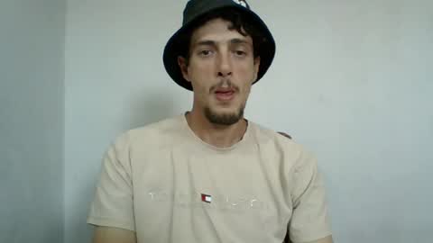 Snapshot of mandick95 chatting on June 2026 02:54:01 PM mandick95 online show from June 2026 02:54:01 PM