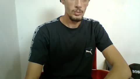 Snapshot of mandick95 chatting on June 2026 05:18:02 PM mandick95 online show from June 2026 05:18:02 PM