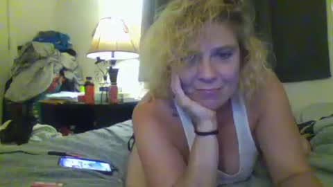 Snapshot of mandilube39 chatting on September 2025 08:47:01 AM mindy22 online show from September 2025 08:47:01 AM