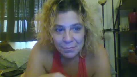 Snapshot of mandilube39 chatting on October 2025 01:20:01 PM mindy22 online show from October 2025 01:20:01 PM