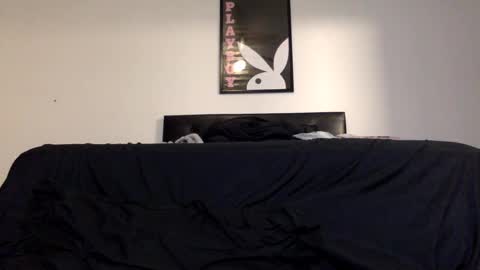 Snapshot of mandingoomann5 chatting on December 2024 02:23:01 AM MandingooMann online show from December 2024 02:23:01 AM