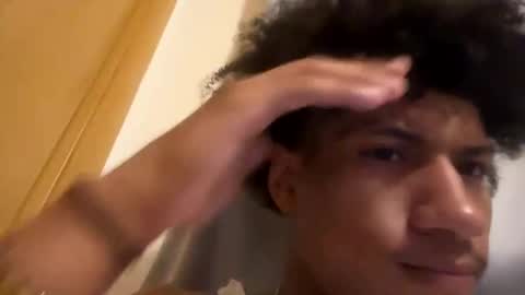 Snapshot of mandingoomann5 chatting on September 2025 01:05:02 AM MandingooMann online show from September 2025 01:05:02 AM