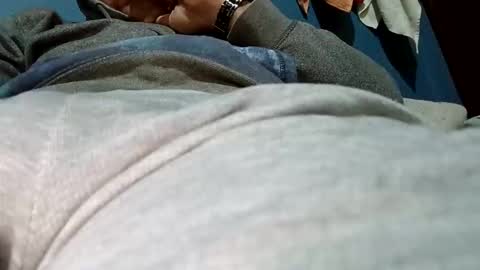 mandrilo7379 online show from February 2026 02:54:02 AM