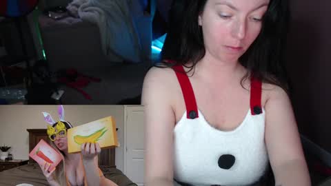 Snapshot of mandybabyxxx chatting on December 2024 06:59:02 PM MandyBabyXXX online show from December 2024 06:59:02 PM