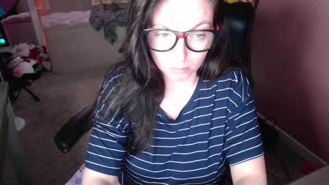Snapshot of mandybabyxxx chatting on December 2024 01:47:01 AM MandyBabyXXX online show from December 2024 01:47:01 AM