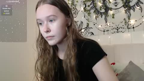 Snapshot of mandymilson chatting on November 2025 03:02:01 PM Mandy online show from November 2025 03:02:01 PM