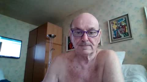 manes5858 online show from April 2026 02:14:02 PM