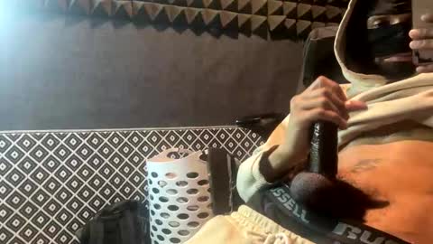 Mani4sexy online show from March 2026 04:42:01 AM