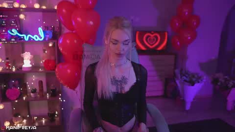 Amelie online show from February 2025 09:15:02 PM