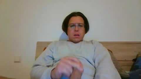 manncr online show from October 2025 06:36:02 AM