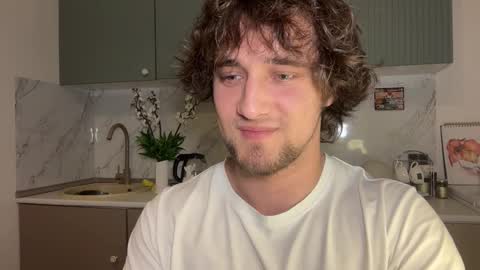 manolein online show from November 2025 07:26:01 PM