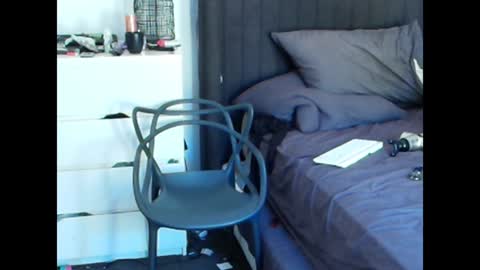 Snapshot of mantis011 chatting on January 2025 03:43:01 AM ausie baby online show from January 2025 03:43:01 AM