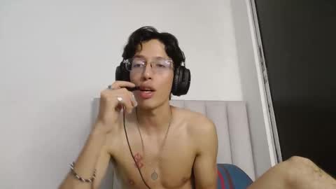 Manuel online show from March 2026 09:40:01 PM