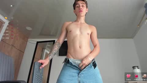 manucute 23  online show from February 2025 03:49:02 PM