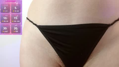 Angela online show from February 2025 11:10:01 AM