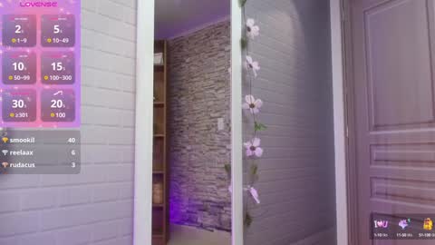 Angela online show from February 2025 03:17:02 PM