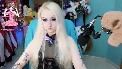 Snapshot of manuela_unicorn chatting on February 2025 02:26:01 PM Manuela online show from February 2025 02:26:01 PM