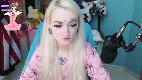 Snapshot of manuela_unicorn chatting on February 2025 03:48:02 PM Manuela online show from February 2025 03:48:02 PM