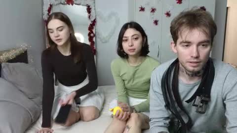 Snapshot of mar7gan chatting on December 2025 09:40:01 AM mar7gan online show from December 2025 09:40:01 AM