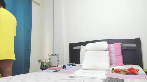 Mara online show from October 2025 02:26:01 PM