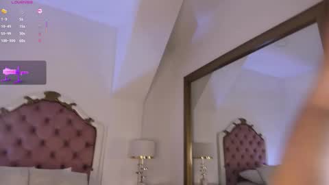 Snapshot of mara_betancurt chatting on October 2025 04:20:01 AM Mara online show from October 2025 04:20:01 AM