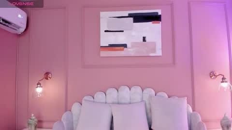 Snapshot of mara_brooks chatting on September 2025 06:08:01 PM Mara online show from September 2025 06:08:01 PM