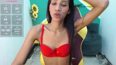Snapshot of mara_summer chatting on January 2025 06:35:01 PM Mara 3 online show from January 2025 06:35:01 PM