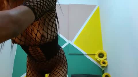 Snapshot of mara_summer chatting on January 2025 09:50:01 PM Mara 3 online show from January 2025 09:50:01 PM