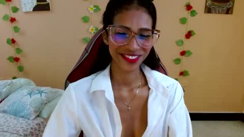 Snapshot of mara_summer chatting on May 2026 01:16:01 PM Mara 3 online show from May 2026 01:16:01 PM
