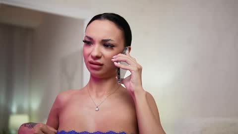 Snapshot of maraciel chatting on November 2025 09:37:02 PM Mara online show from November 2025 09:37:02 PM