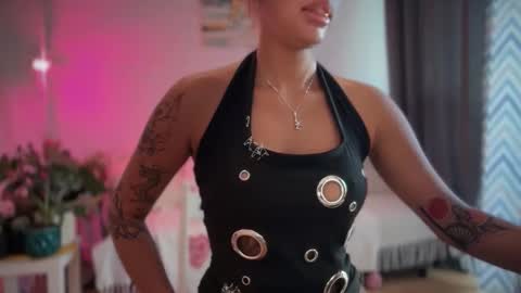 Snapshot of marakuia054 chatting on October 2025 07:32:01 AM Marakuia online show from October 2025 07:32:01 AM